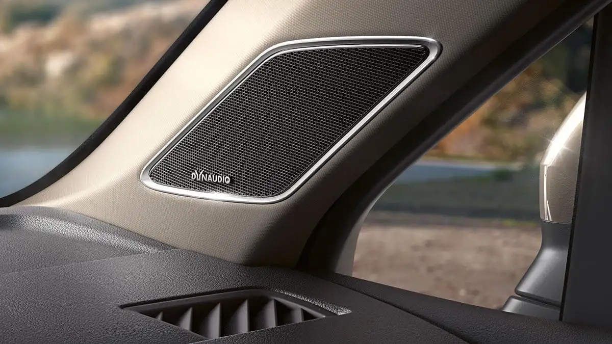 VW TOUAREG LUXURY &#8211; Màu Xanh