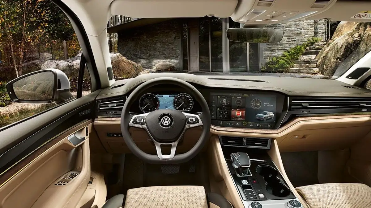 VW TOUAREG LUXURY &#8211; Màu Xanh