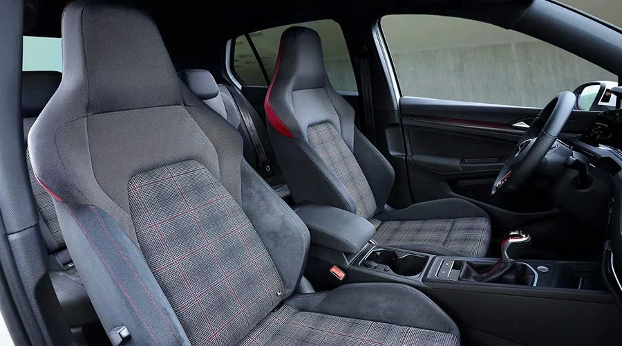 Volkswagen Golf 1.5 eTSI R-Line