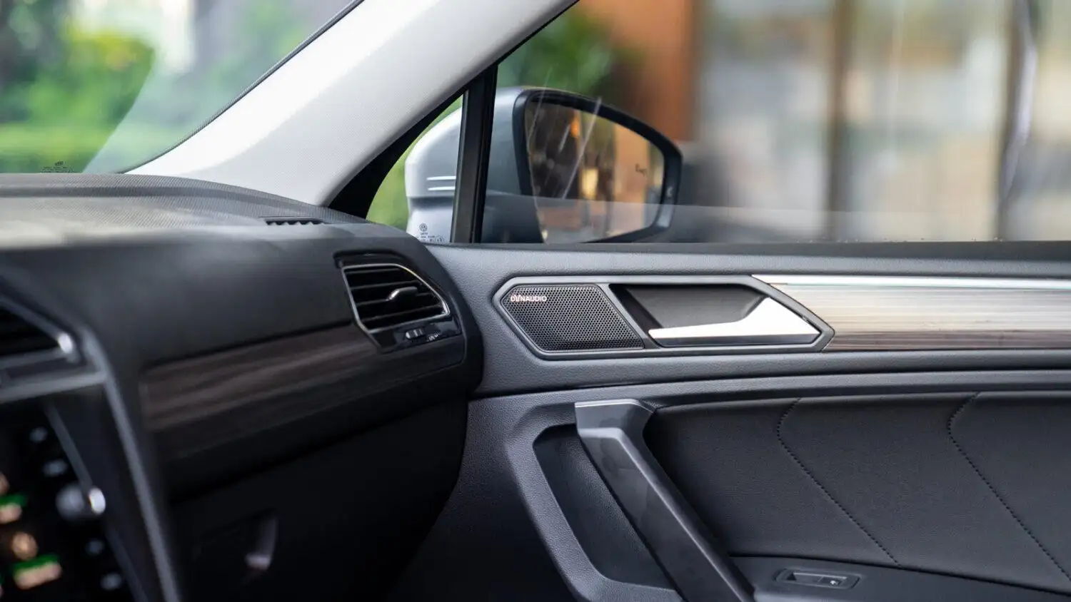 VW Tiguan Platinum Edition