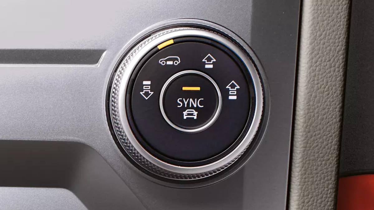 VW TOUAREG LUXURY &#8211; Màu Đen