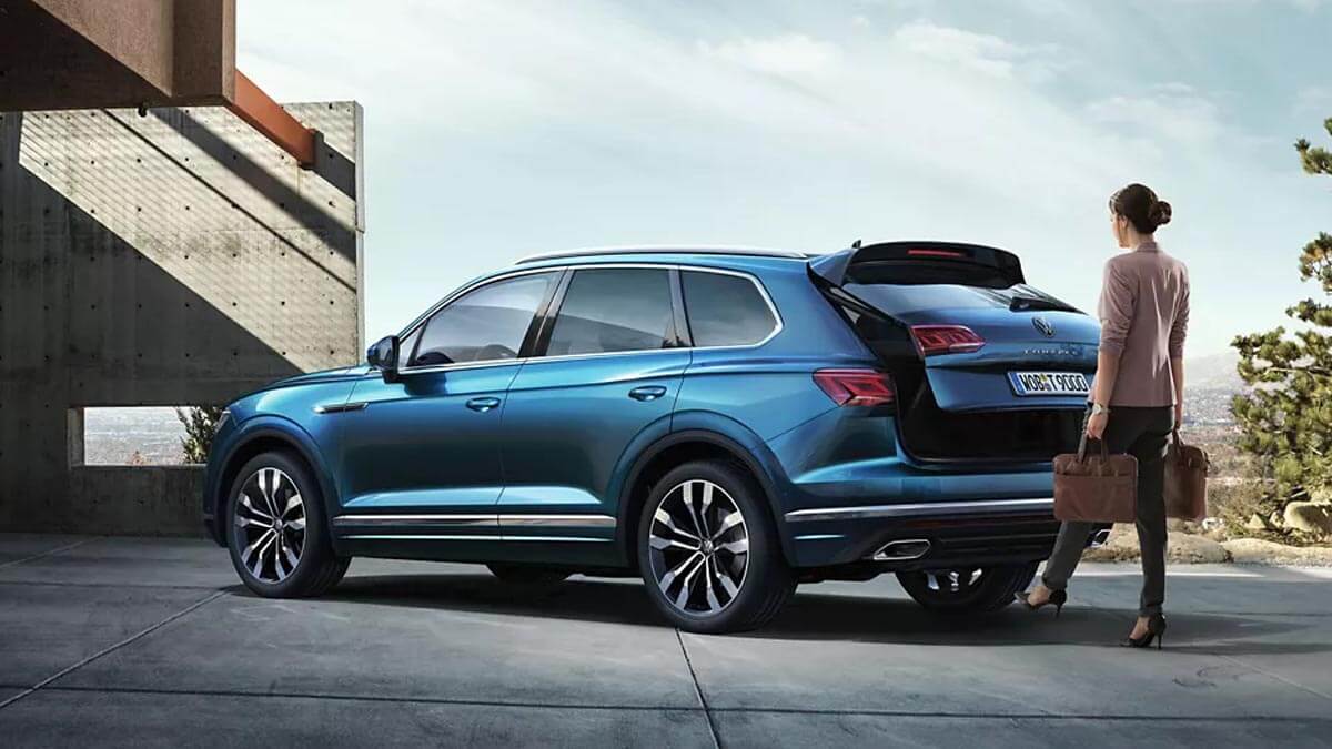 VW TOUAREG LUXURY &#8211; Màu Be