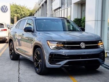 VW Teramont X Platinum - Màu Xám