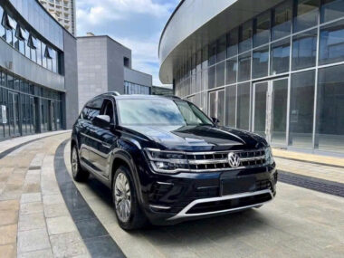 VW Teramont President Vip - Màu Đen