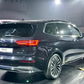 VW Viloran Luxury – Màu Đen 2025