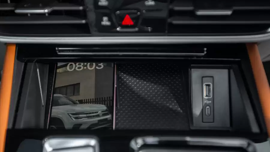 VW Teramont President Vip – Màu Trắng