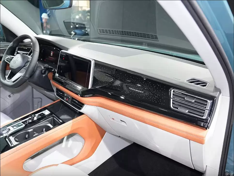 VW Teramont President Vip &#8211; Màu Xanh