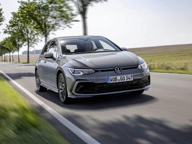 Volkswagen Golf 2025  | Hình ảnh chi tiết, Thông số kỹ thuật và Giá bán mới nhất